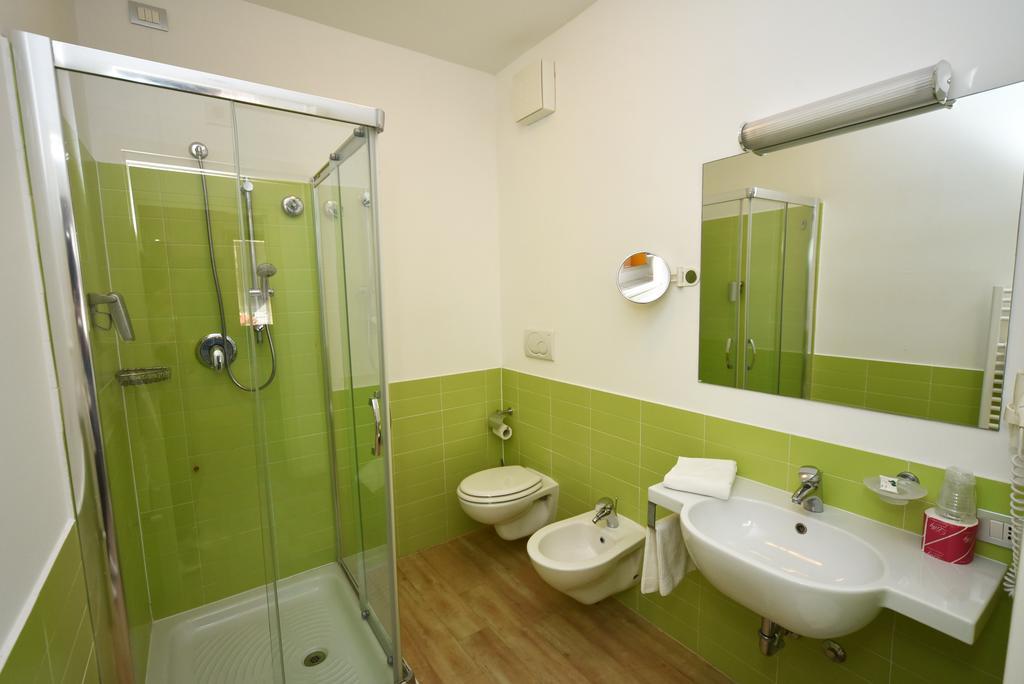 Sound Suite Hotel Риччоне Номер фото